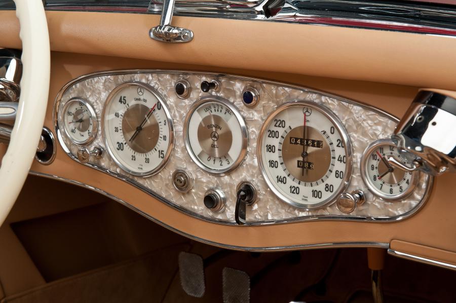  Mercedes-Benz 500K Special Roadster by Sindelfingen 1935 года  (фото 17 из 31)